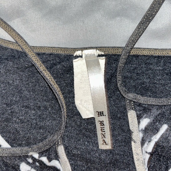 Tank top - Picture 2 of 3